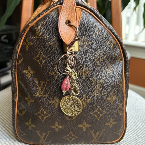 EARTHY MEDALLION Bag Charm Charm Gold - Picture 7 of 8